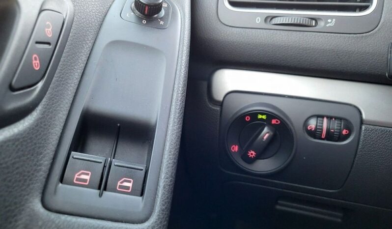 Volkswagen Golf full
