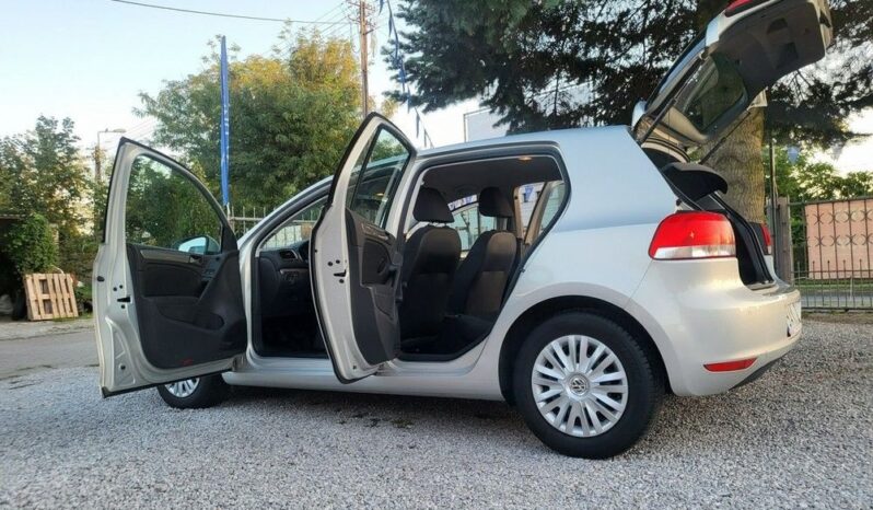 Volkswagen Golf full