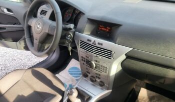Opel Astra full