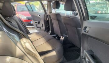 Opel Astra full