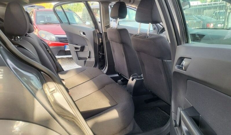 Opel Astra full