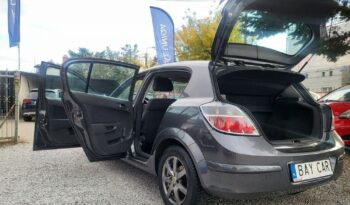 Opel Astra full
