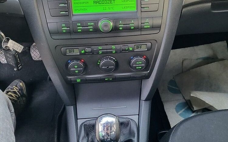 Skoda Octavia full