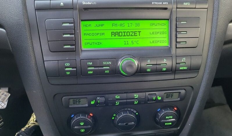Skoda Octavia full