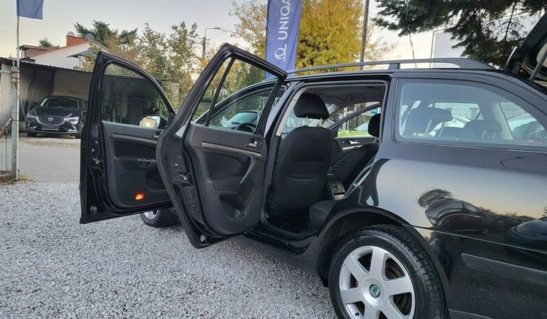 Skoda Octavia full