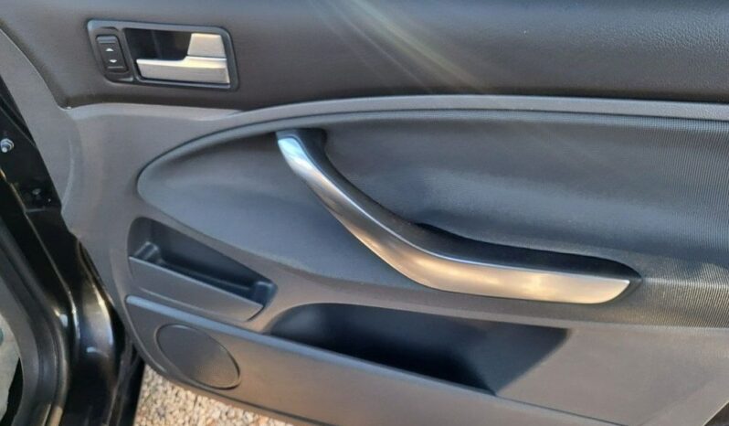 Ford C-MAX full