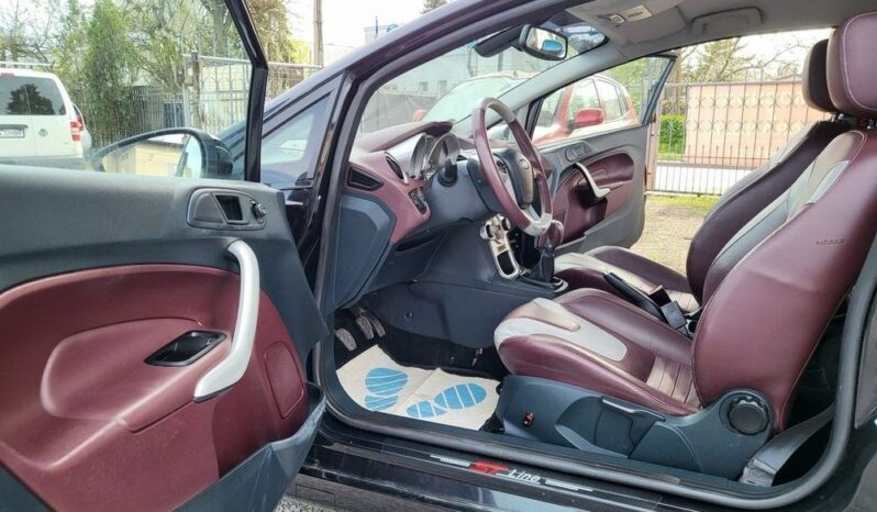 Ford Fiesta full