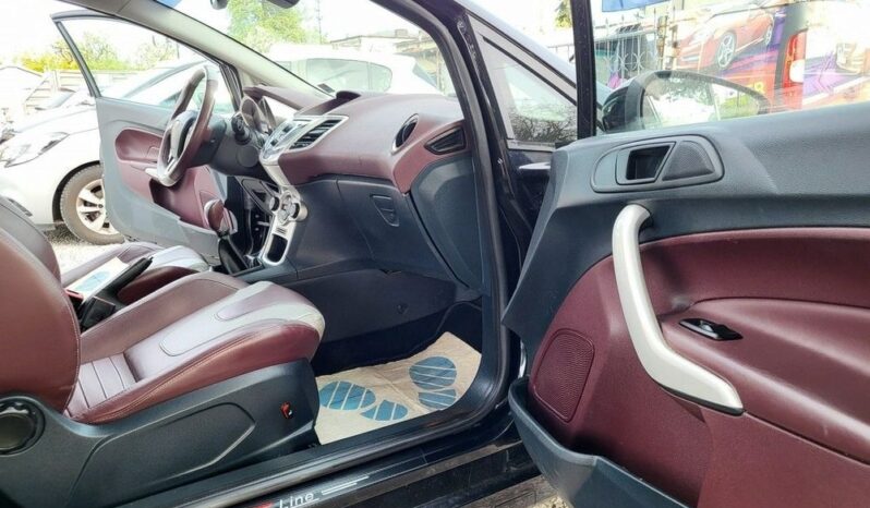Ford Fiesta full