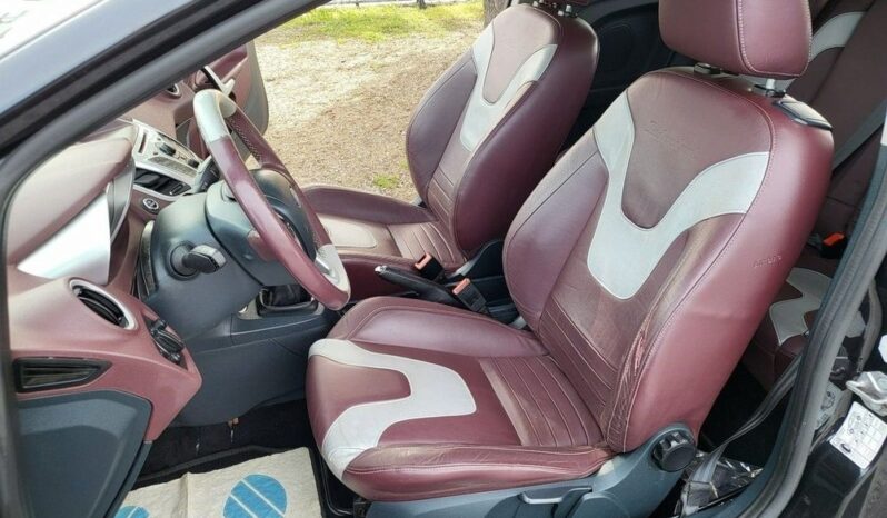Ford Fiesta full