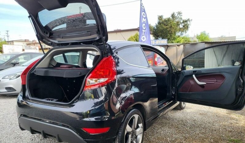 Ford Fiesta full