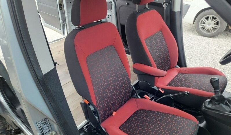 Fiat Doblo full