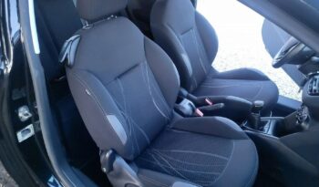 Peugeot 208 full