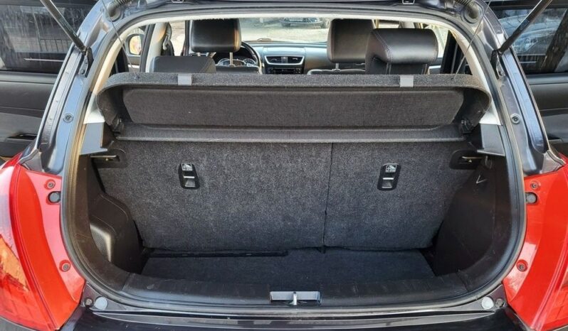 Suzuki Swift full