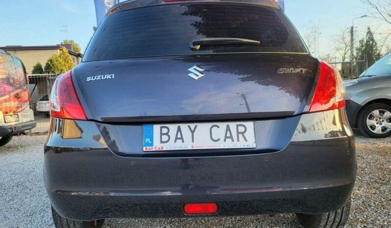 Suzuki Swift full