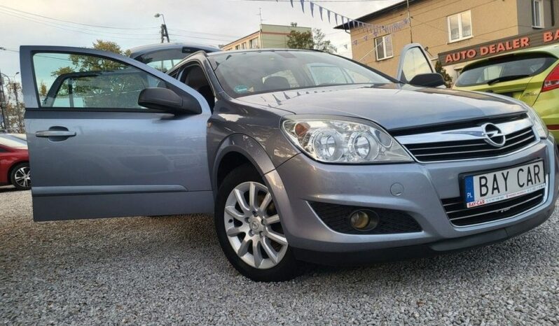 Opel Astra full