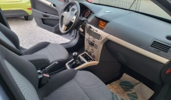 Opel Astra full