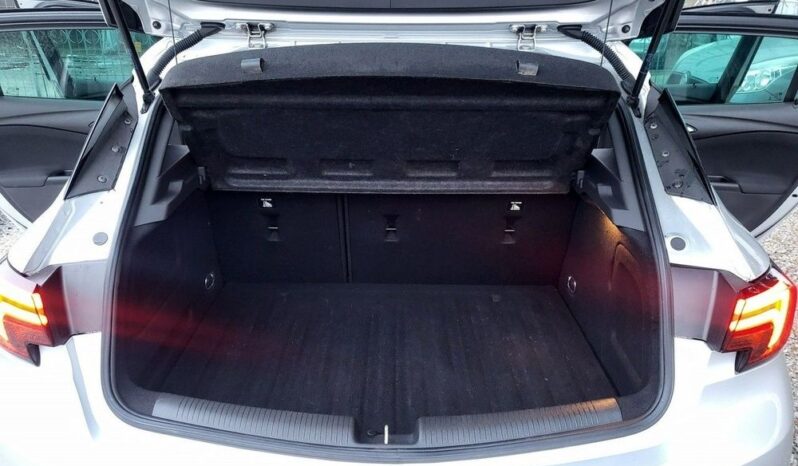 Opel Astra full