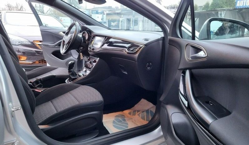 Opel Astra full