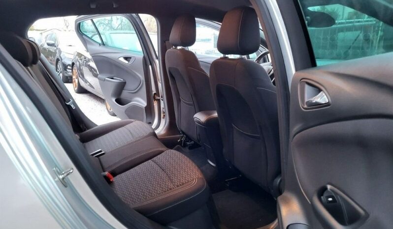Opel Astra full