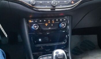 Opel Astra full