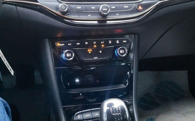 Opel Astra full