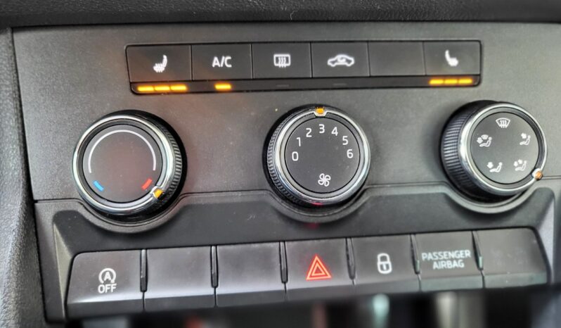 Škoda Karoq 1.6 TDI 115 KM 100% Przebieg 71 Tyś km I Właściciel Bezwypadek Opłaty full