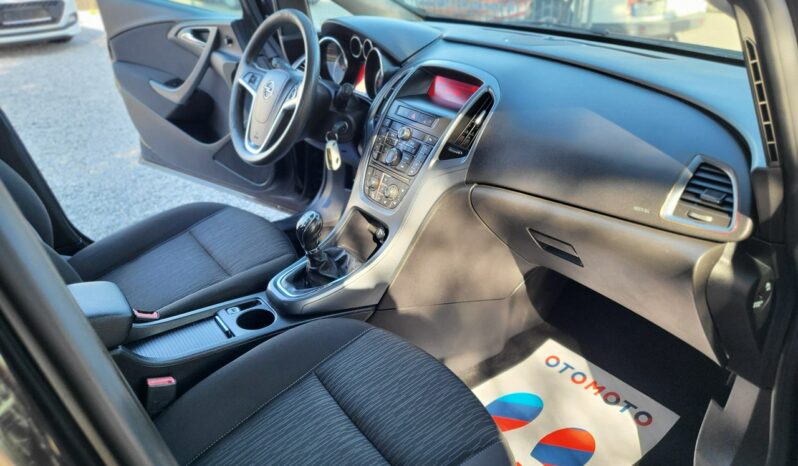 Opel Astra J (2009-2019) full