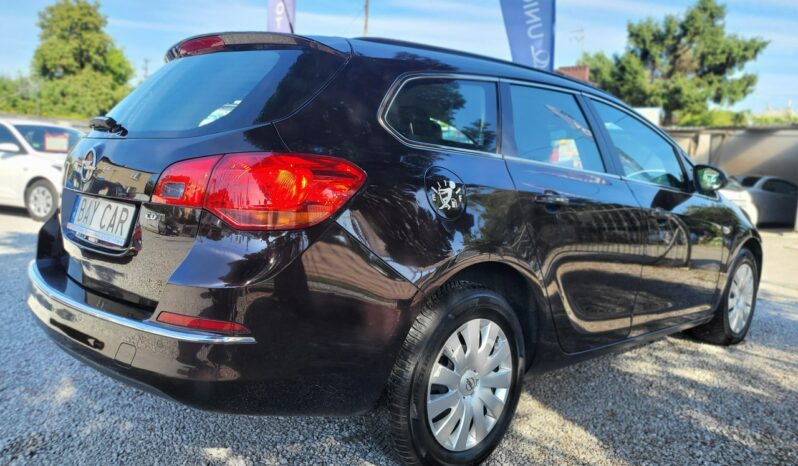 Opel Astra J (2009-2019) full