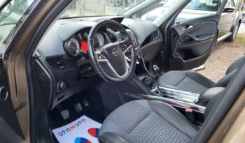 Opel Zafira C (2011-) full